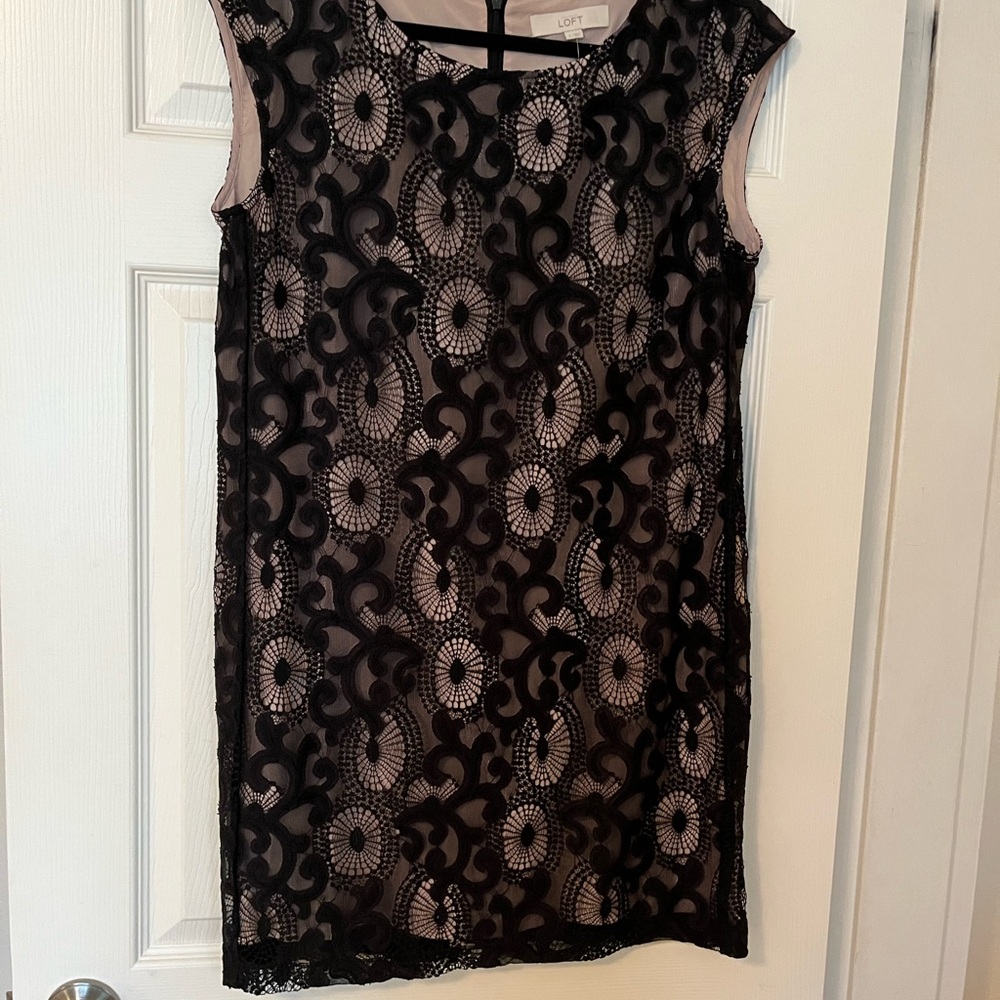 Ann Taylor Loft Black Sheath Mini Dress Sleeveless Crew Neck